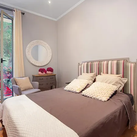 Le Borrigo Chic Centre Et Apartament *